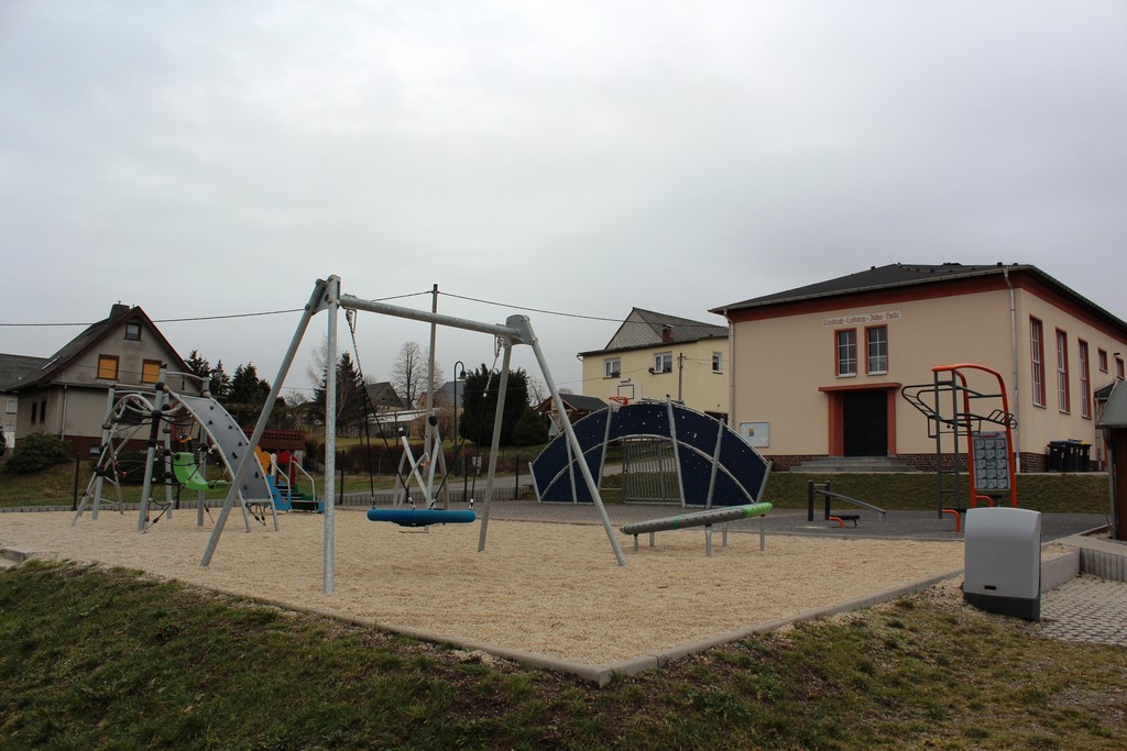 Integrierte Sport und Freizeitanlage - Spielplatz